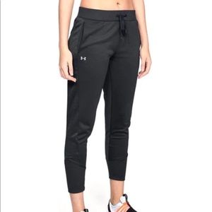 NWT Under Armour jogging pants Size M